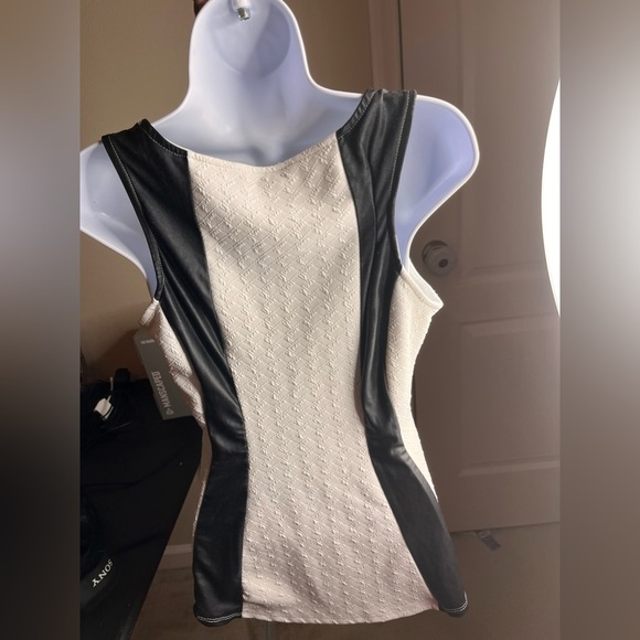 Black & White peplum Shirt - Picture 3 of 6